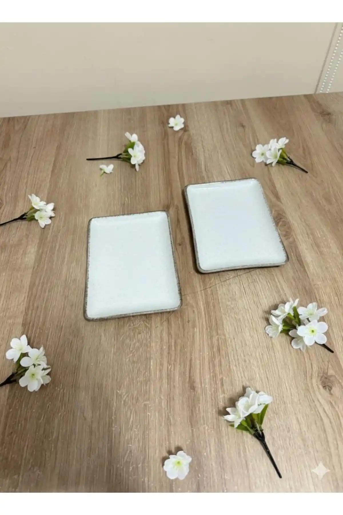 Kütahya Porselen Pearl Tarçın 18x13 Dikdörtgen Tabak Modern ve Sağlıklı Sunum Çözümü