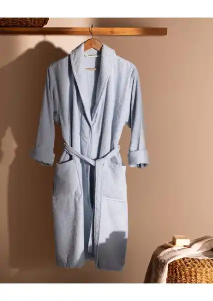 Madame Coco Belda Şalyaka Kadın Bornoz: Şıklık ve Konfor Sunan Türkiye Üretimi Model