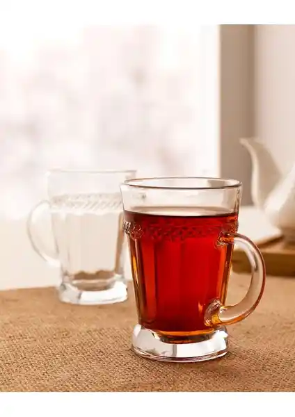 Madame Coco Calais 4'lü Çay Fincanı Seti Şık ve Dayanıklı Tasarımıyla Günlük ve Özel Kullanım İçin