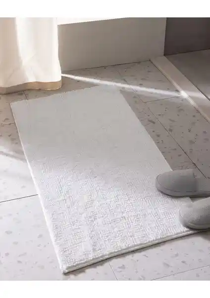 Madame Coco Conques Banyo Paspasları Şıklık ve Konforu Bir Arada Sunar