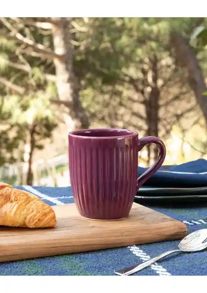 Madame Coco Marguerite Kupa: Estetik ve Fonksiyonel Seramik İçecek Kupası