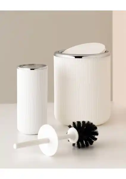 Madame Coco Martre Krom Lautre 2'li Banyo Seti: Estetik ve Fonksiyonellik Arasında Denge