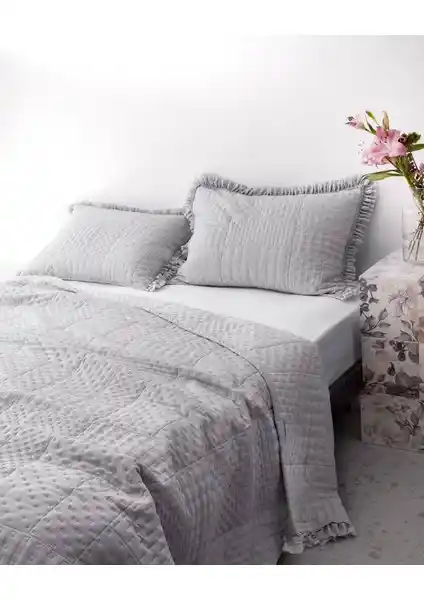 Madame Coco Medus Çift Kişilik Gri Yatak Örtüsü Estetik ve Dayanıklı Tasarım