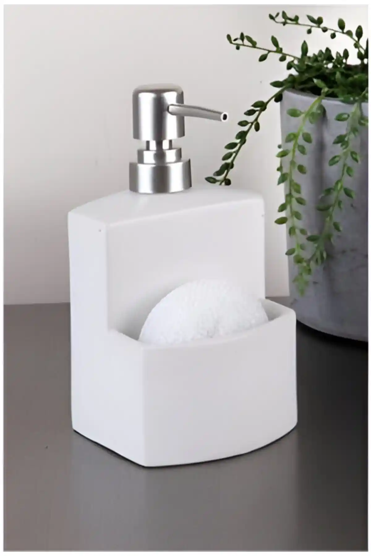 Modern ve Dayanıklı Porselen Sıvı Sabunluk ile Mutfak Dekorasyonunuzu Yenileyin