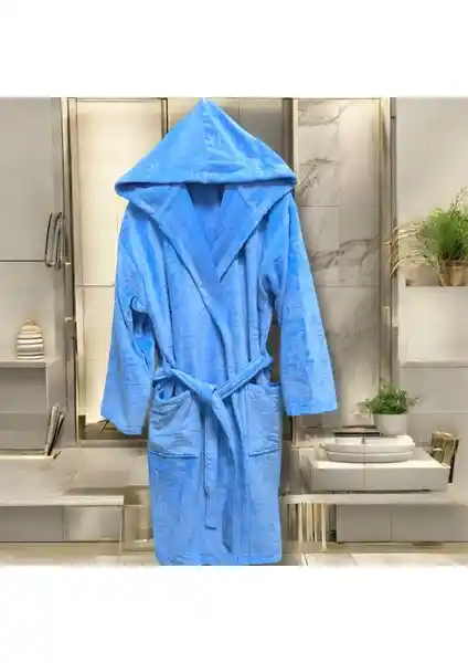 MySoft Ev Kadife Kapüşonlu Desenli Bornoz: Konfor ve Şıklığın Modern Buluşması