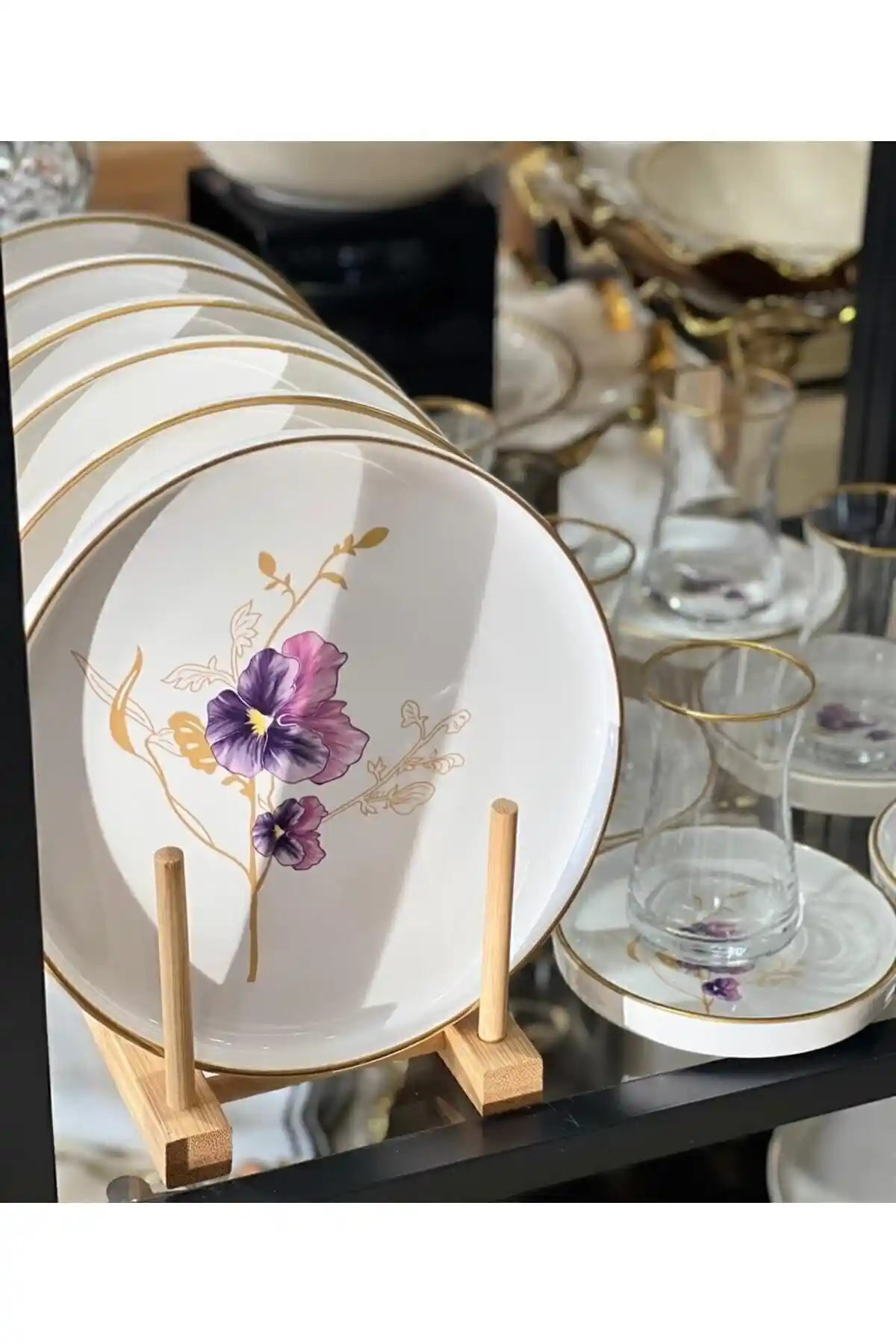 Onedekor 18 Parça Defne Pasta Çay Saati Seti Şık ve Fonksiyonel Tasarımıyla Sofralarınıza Zarif Dokunuş