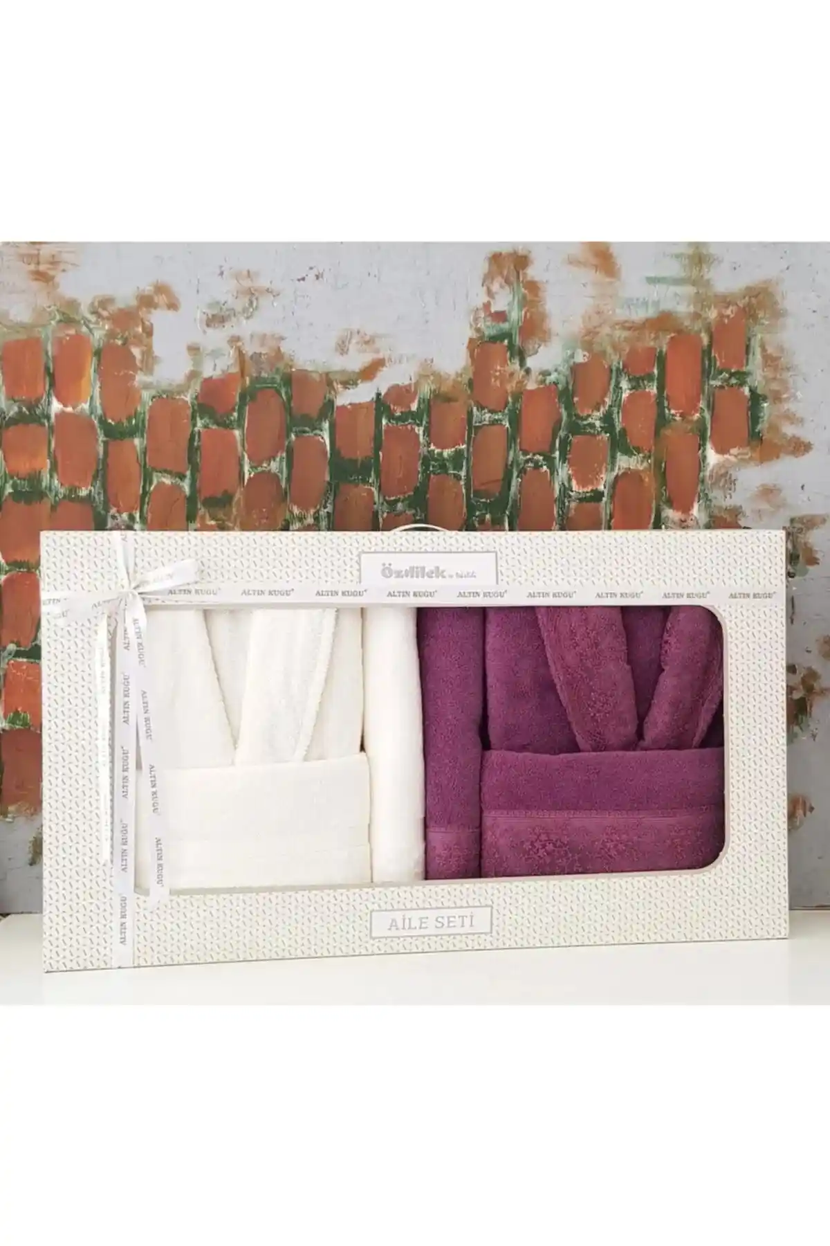 Özdilek Aile Bornoz Seti: Yüksek Kalite ve Şık Tasarım ile Konforunuzu Artırın