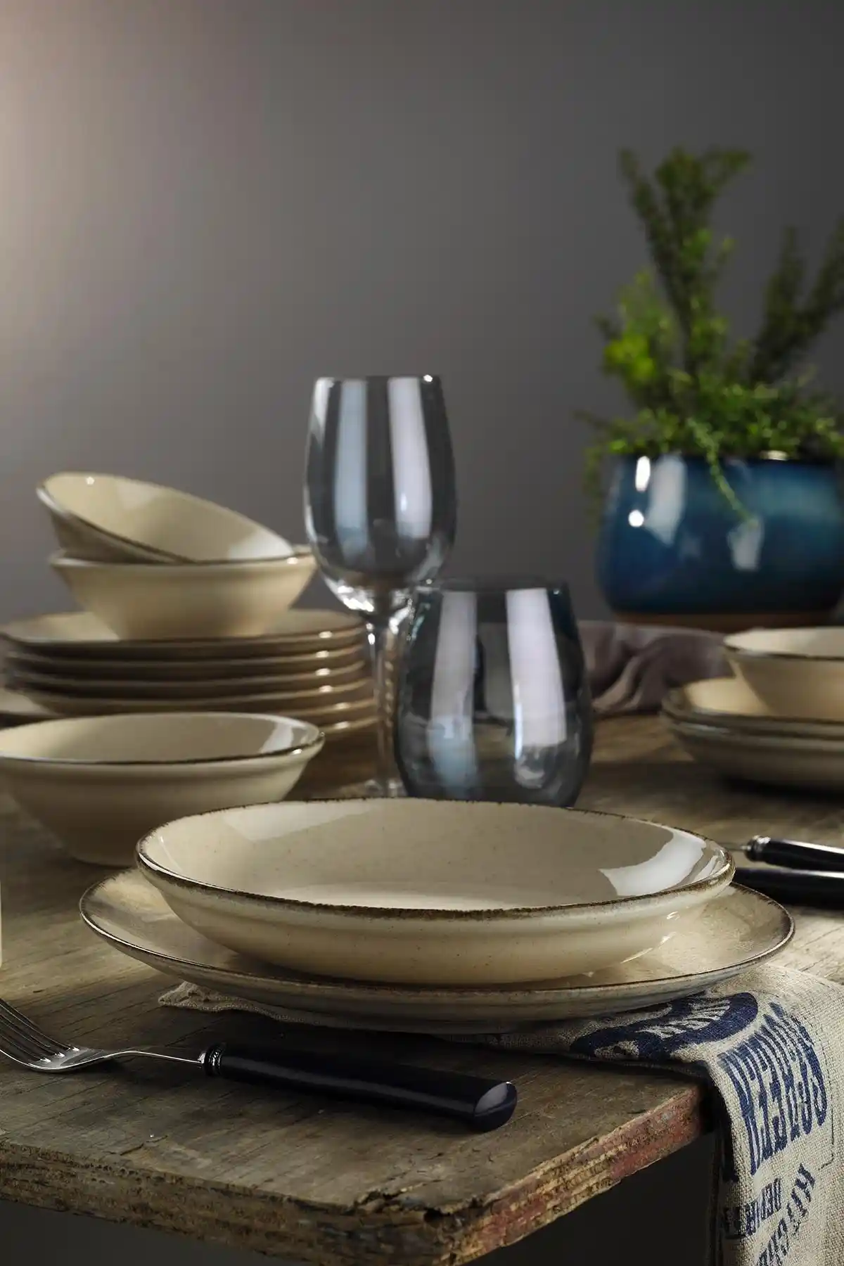 PEARL Kütahya Porselen Colorx Eo 24 Parça 6 Kişilik Modern Yemek Takımı Tarçın