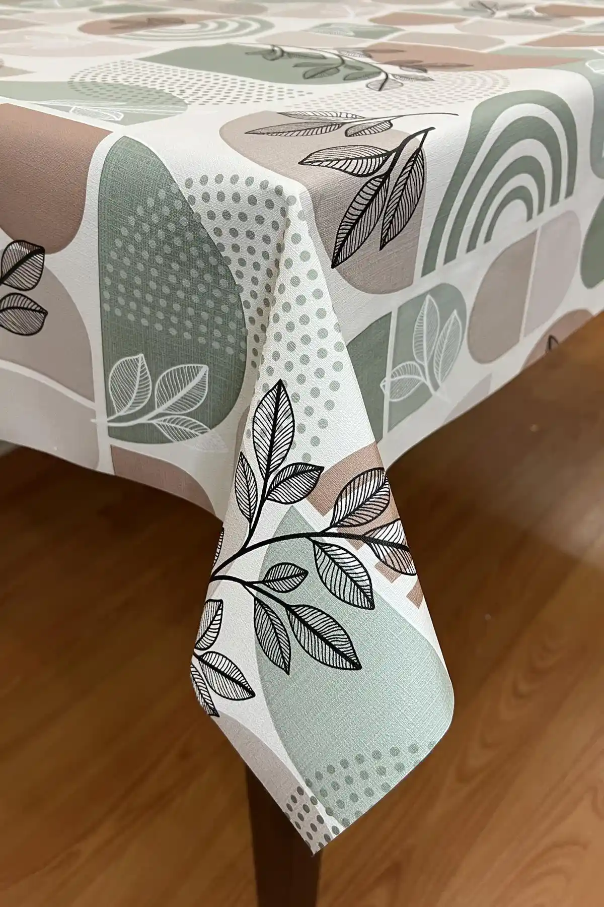 Pimula Home PVC Elyaf Tabanlı Silinebilir Masa Örtüsü: Şık ve Dayanıklı Ev Dekorasyonu Ürünü