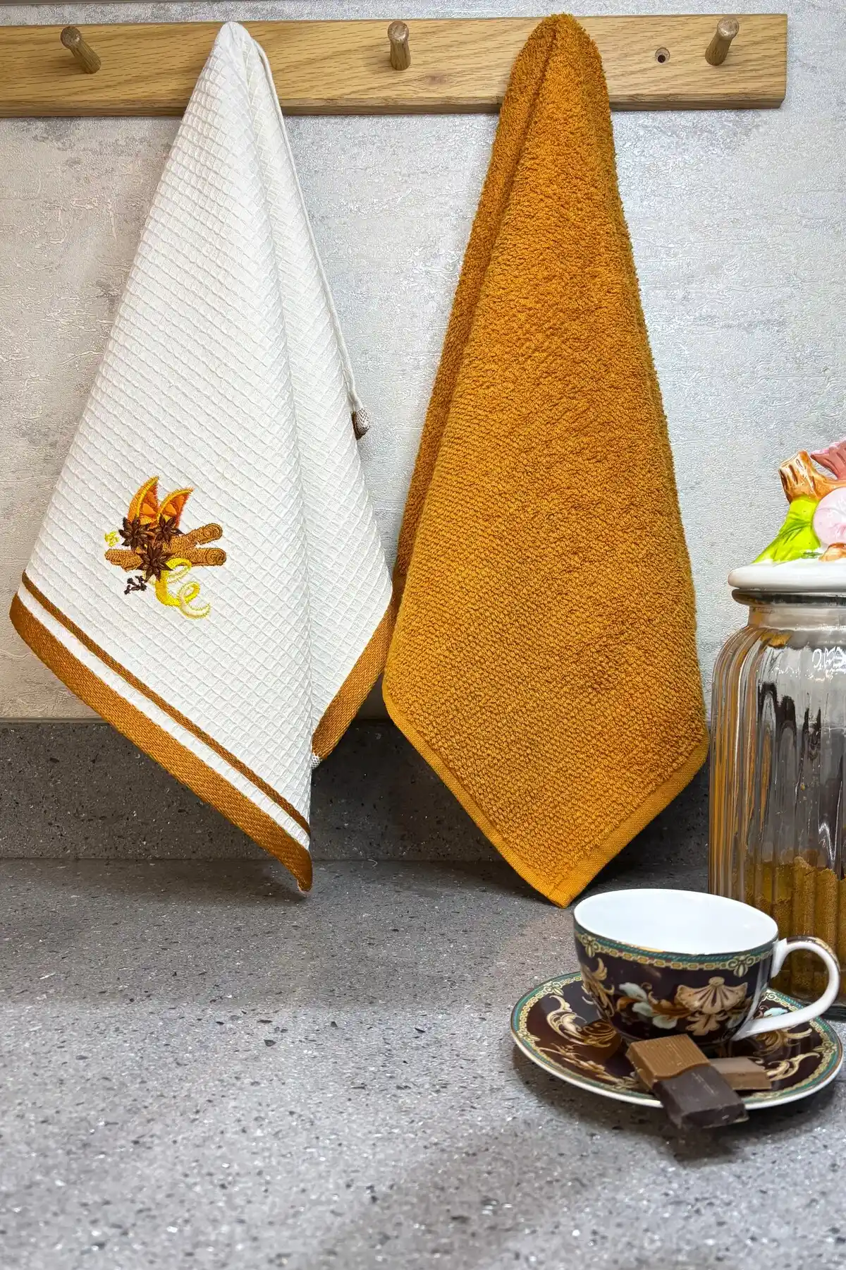 Sevim 2’li Mutfak Havlusu: Estetik ve Fonksiyonellik Bir Arada Sunan Kaliteli Ürün