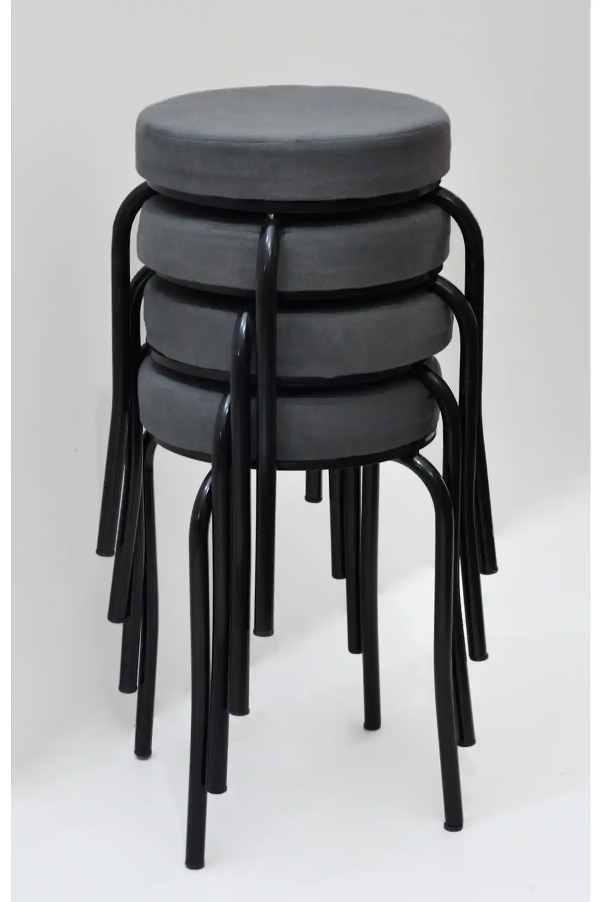 Siyah Ayaklı Retro Tasarımlı Modern ve Dayanıklı Tabure Seti