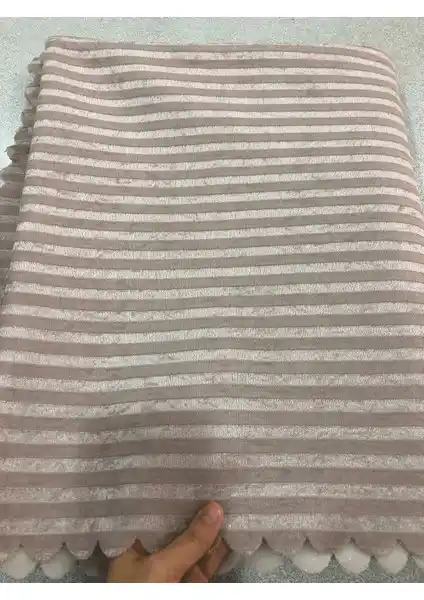 Türkanlar Home Süngerli Koltuk Örtüsü Modern ve Dayanıklı Tasarımıyla Ev Dekorasyonunuza Şıklık Katar