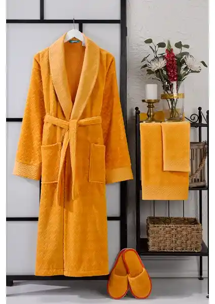 Vevien Home Kadife Jakarlı Hardal Renkli 4 Parça Bornoz Takımı Özellikleri ve Kullanım Avantajları