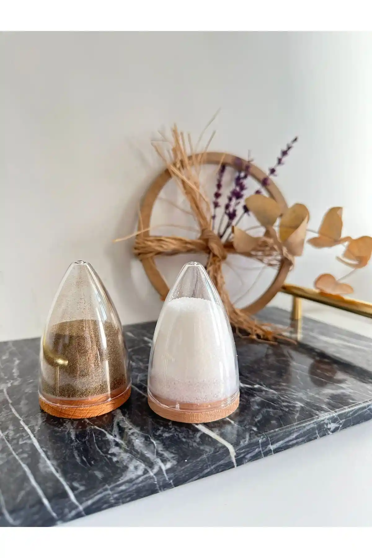 Woodeso 2'li Ahşap Detaylı Tuzluk ve Karabiberlik Seti Modern ve Şık Mutfak Aksesuarları