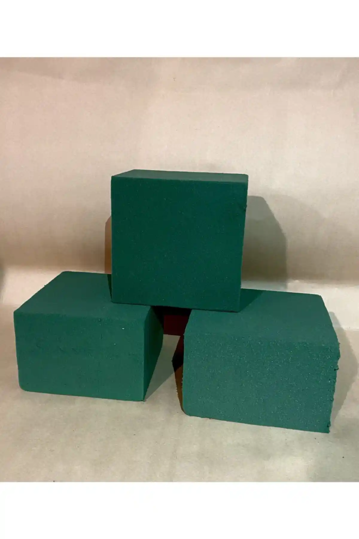 Adrese Çiçek Çiçek Süngeri Kare Oasis: Dekoratif ve Çok Yönlü Bitki Düzenleme Malzemesi