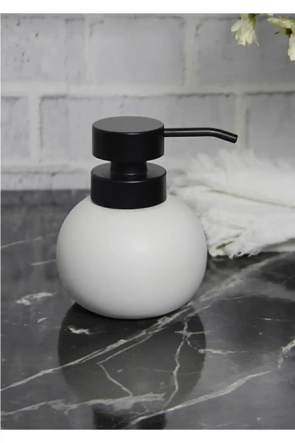 Aybelife ve Kitchen Damys Porselen Sıvı Sabunluk Karşılaştırması ve Özellikleri