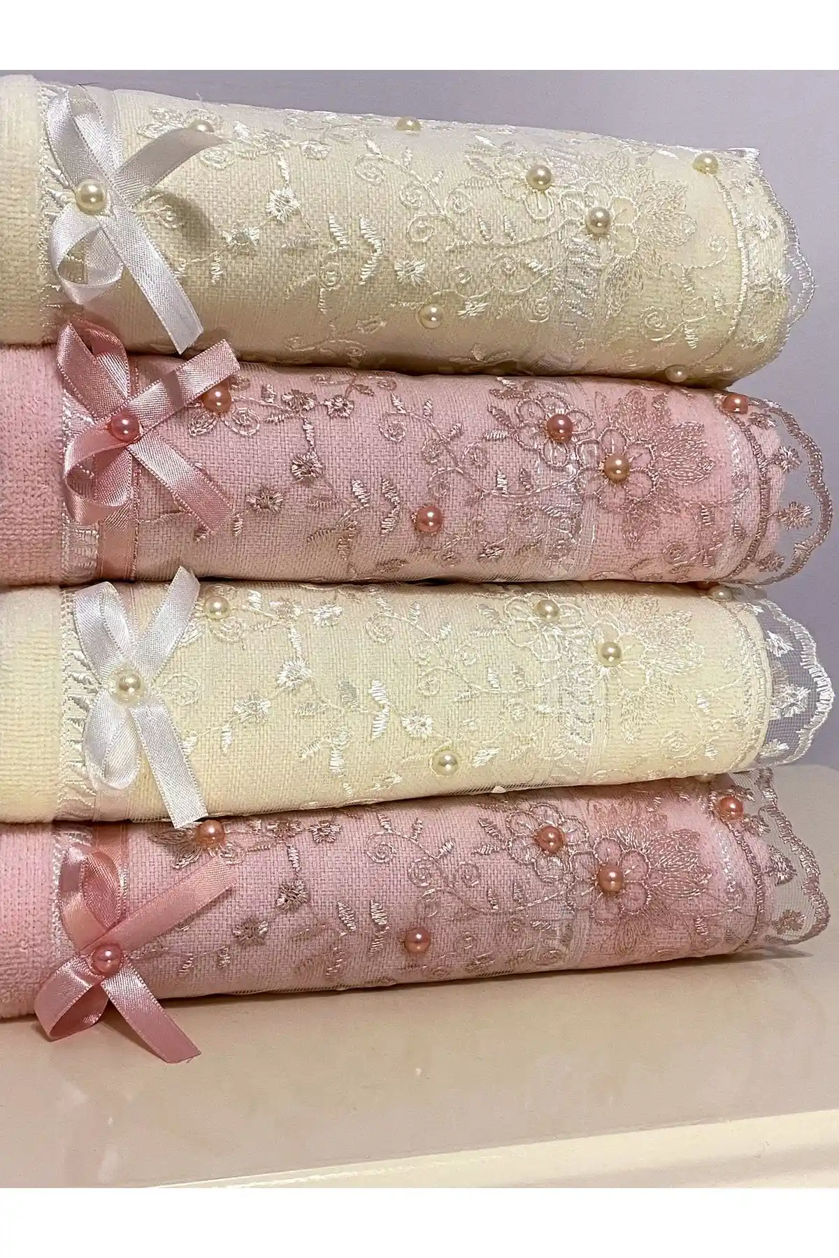 AYHANHOME ve Kardelen Havlu Setleri Karşılaştırması: Hangi Set Daha Uygun