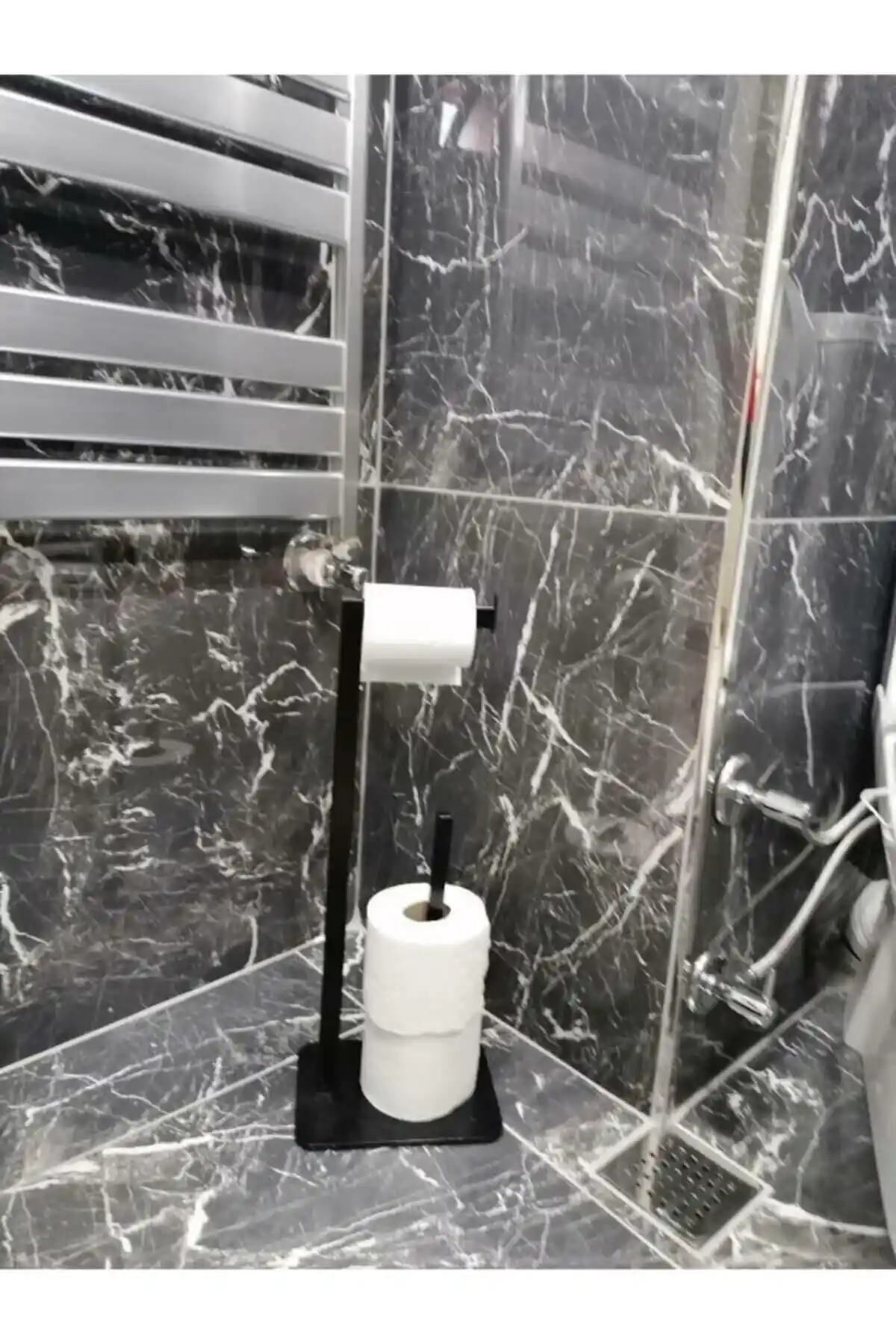 Banyo Dekorasyonunda Kullanılan Tuvalet Kağıtlıkları Karşılaştırması ve En İyi Seçenekler