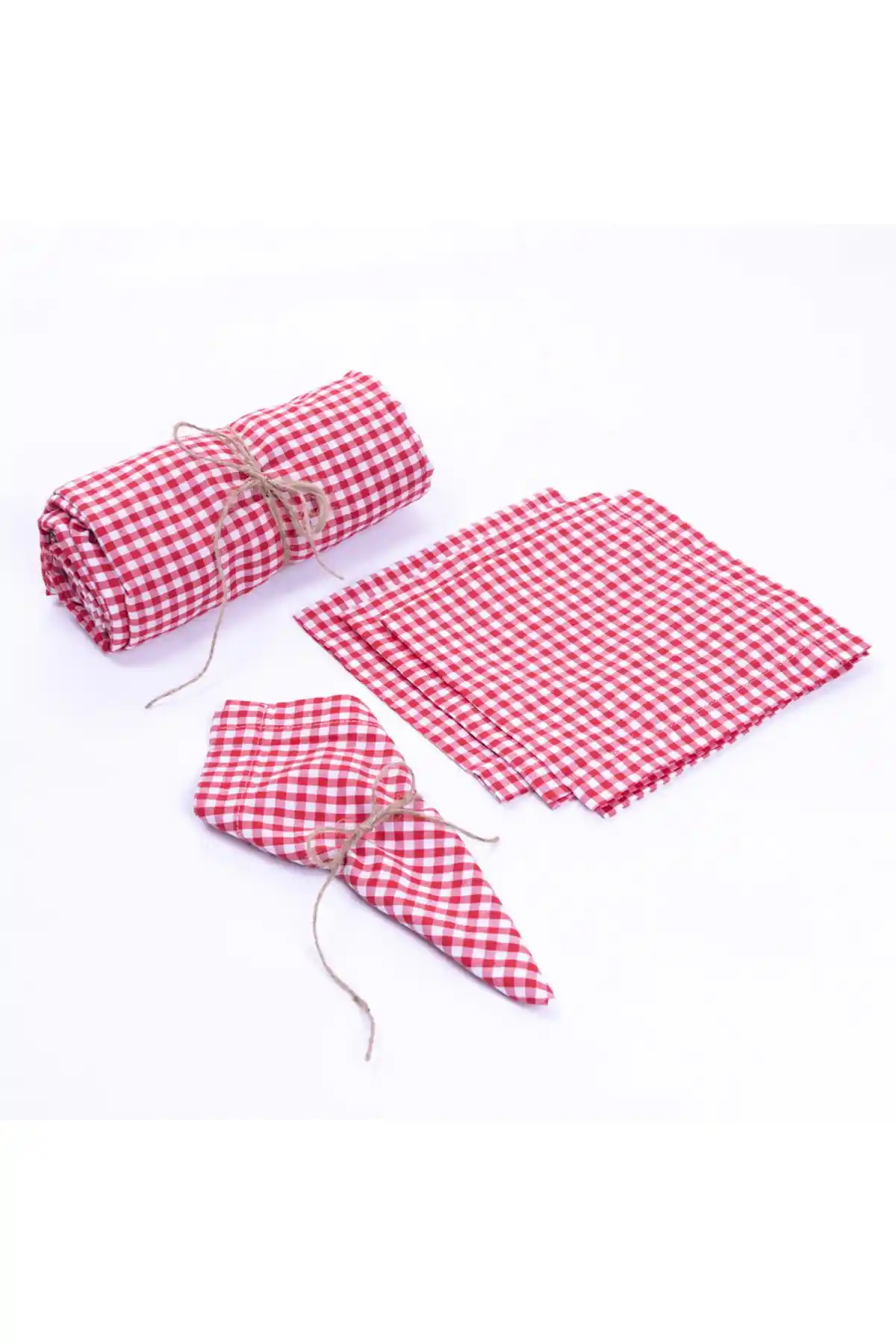 Bimotif Pötikareli Masa Örtüsü ve Piknik Seti: Şıklık ve Kullanışlılık Bir Arada