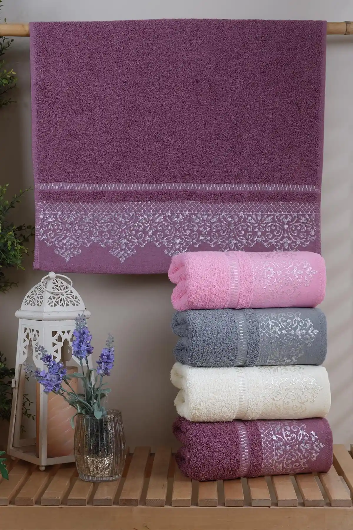 Cotonila View ve Zeynep Tekstil Shiny Havlu Setleri Karşılaştırması