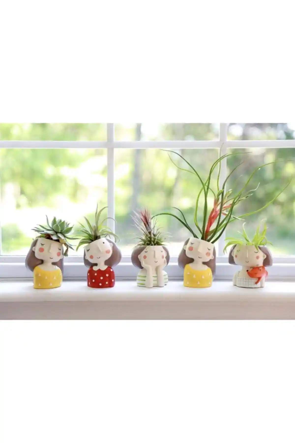El Yapımı Renkli Sukulent Saksı Seti Kız ve Erkek Figürleriyle Dekorasyon İçin Uygun