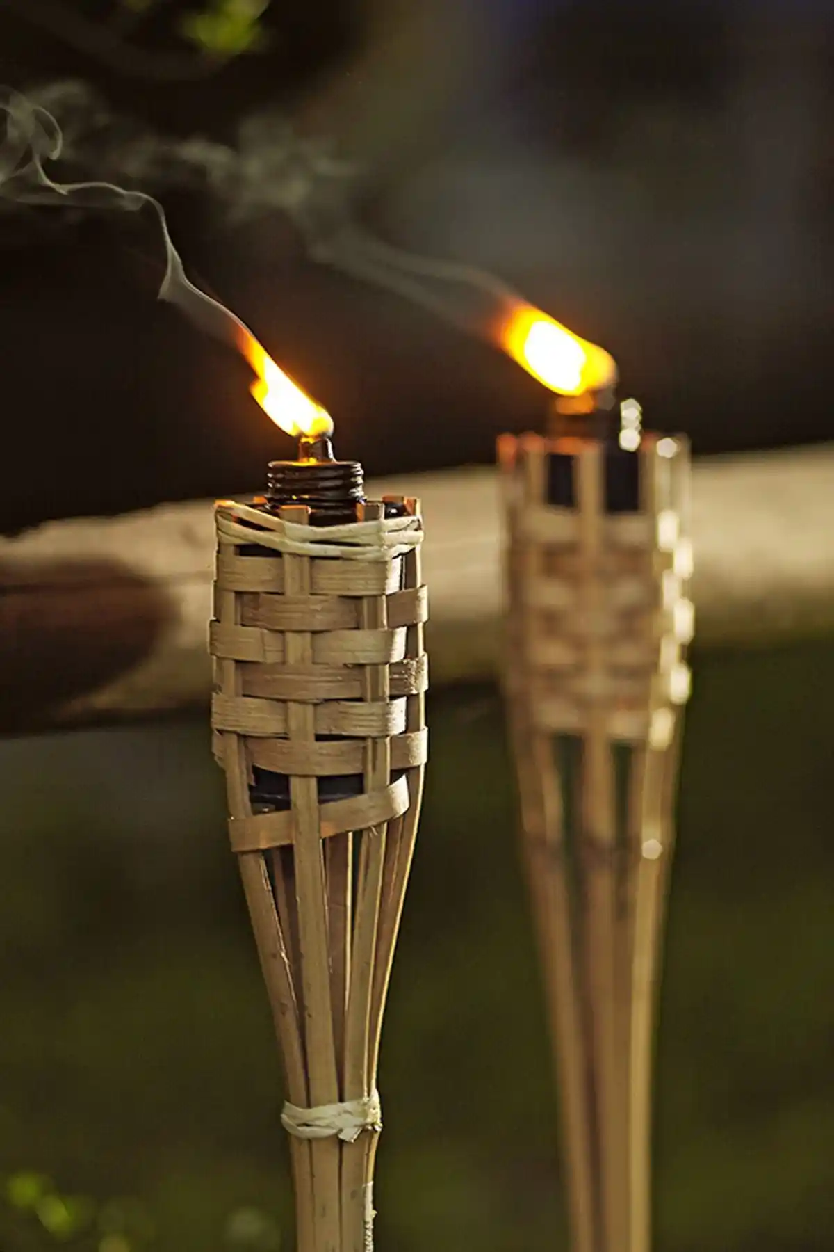 2025'te Bahçenize Sıcaklık Katacak 90 Cm Bambu Meşale Fırsatı