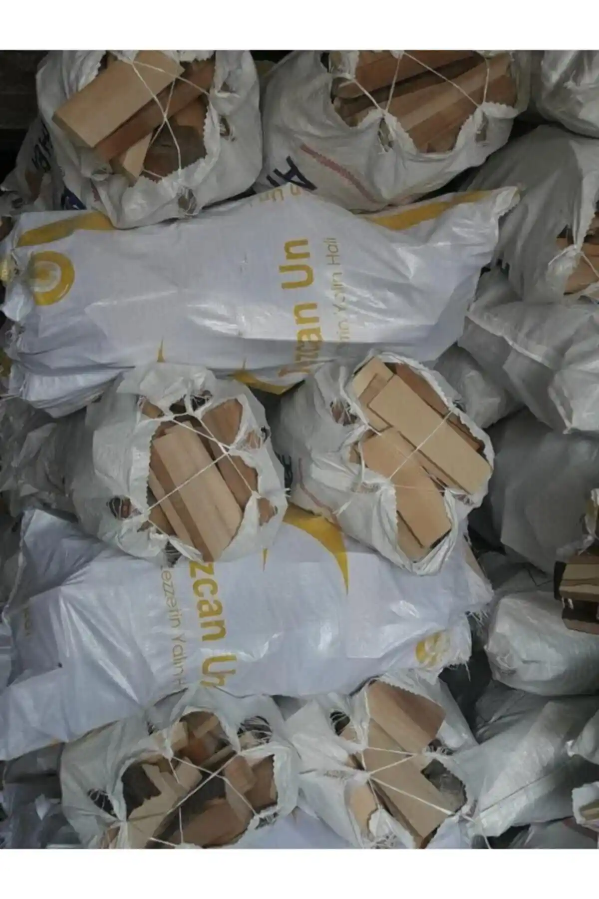 Genel Markalar Hobiahşap Çuvallanmış Odun: Doğal ve Güvenilir Yakıt Seçeneği