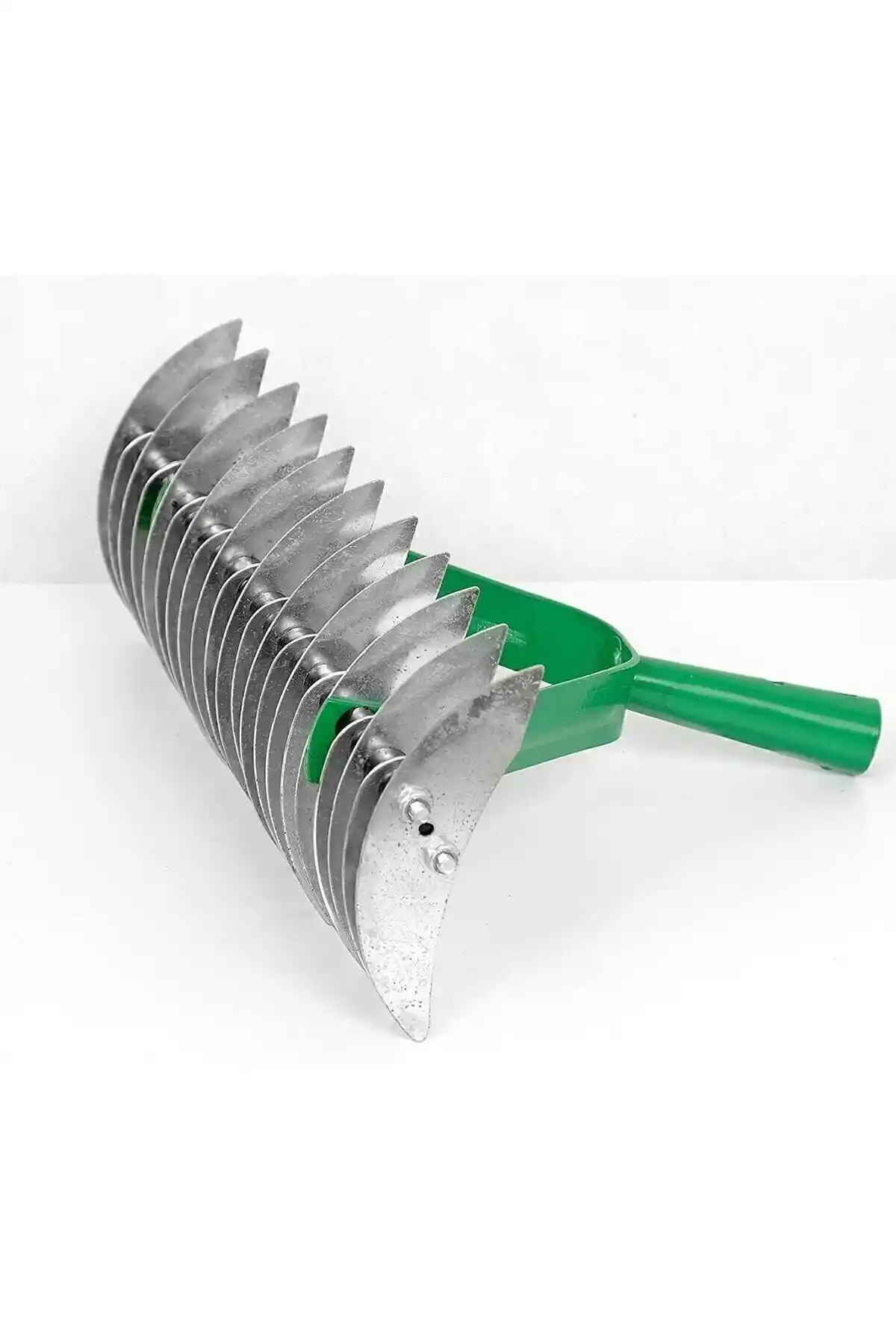 Handy 4232 Çim Kök Havalandırma Tırmığıyla Bahçe Bakımında Verimlilik Artışı