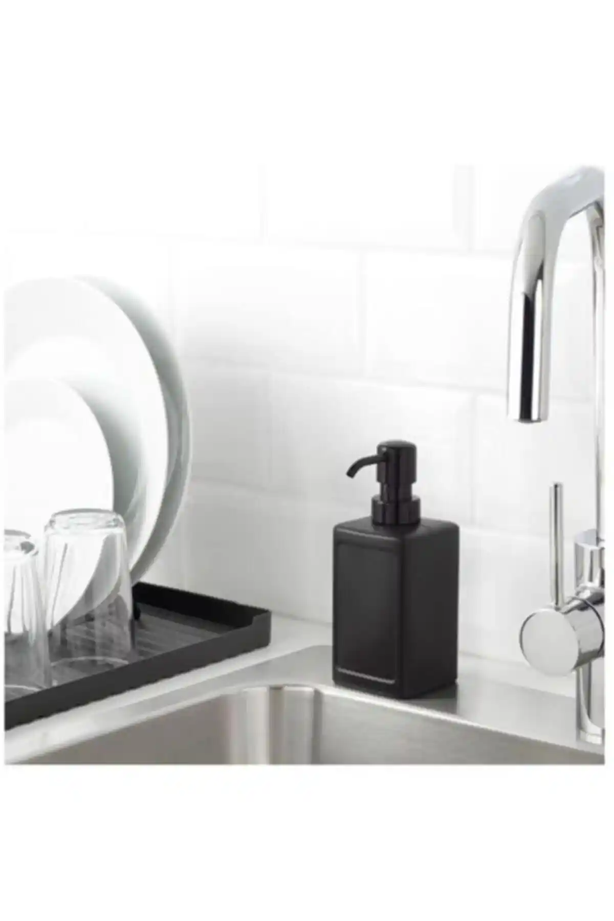 IKEA Rınnıg ve Perotti Kitchen Siyah Sıvı Sabunluk Karşılaştırması