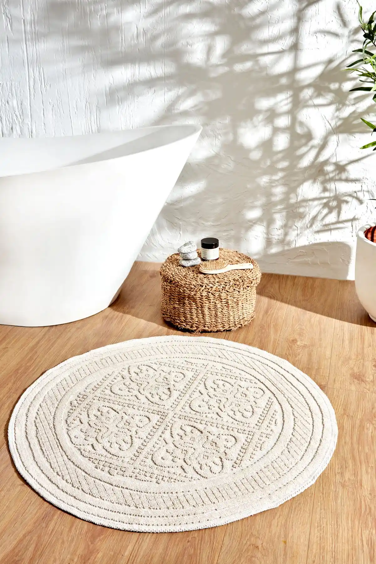 Karaca Home Vio Ekru ve Sarar Peluş Banyo Pas Pası Karşılaştırması