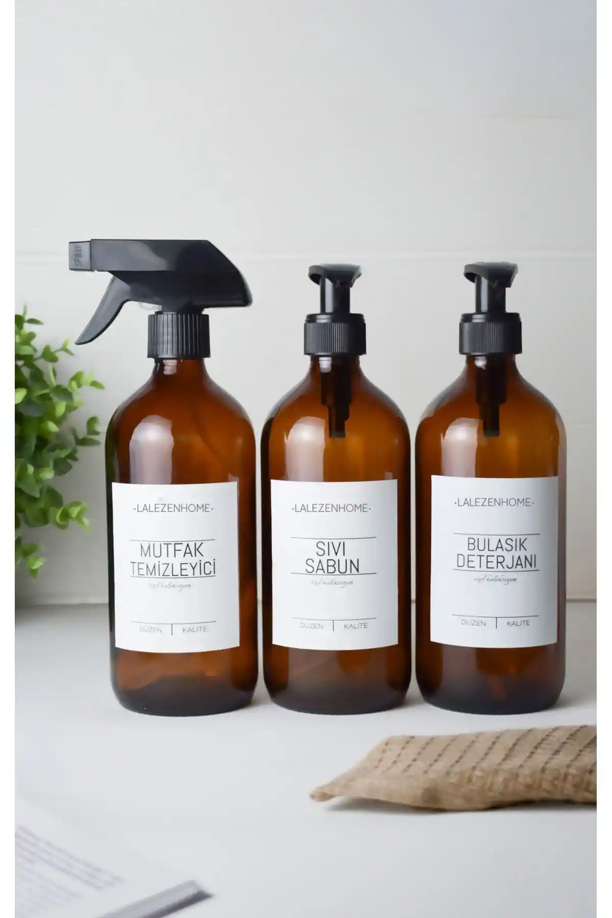 Lalezen Home 3'lü Amber Cam Şişe ve Ahşap Standlı Sıvı Sabun Karşılaştırması