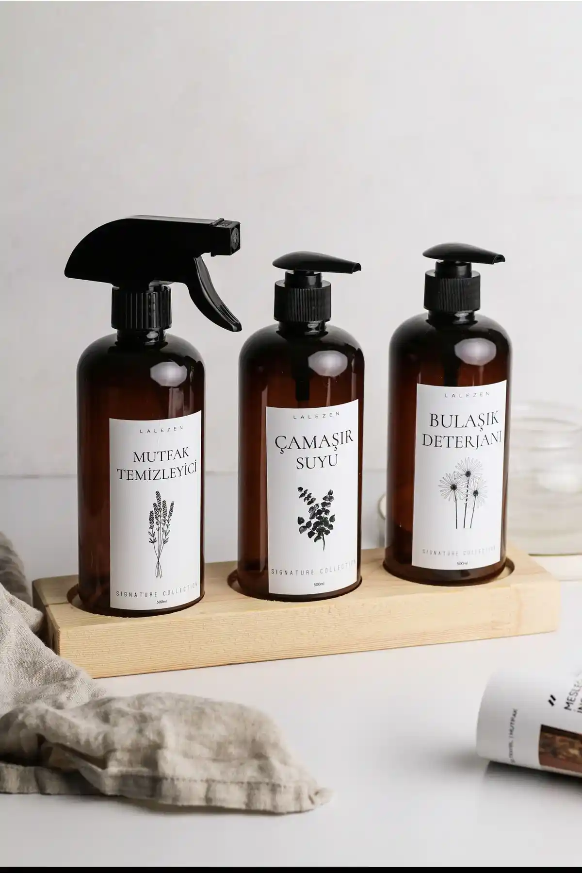 LALEZEN HOME Temizlik Ürünleri Karşılaştırması: Standlı Deterjan ve Uzun Beyaz Stant