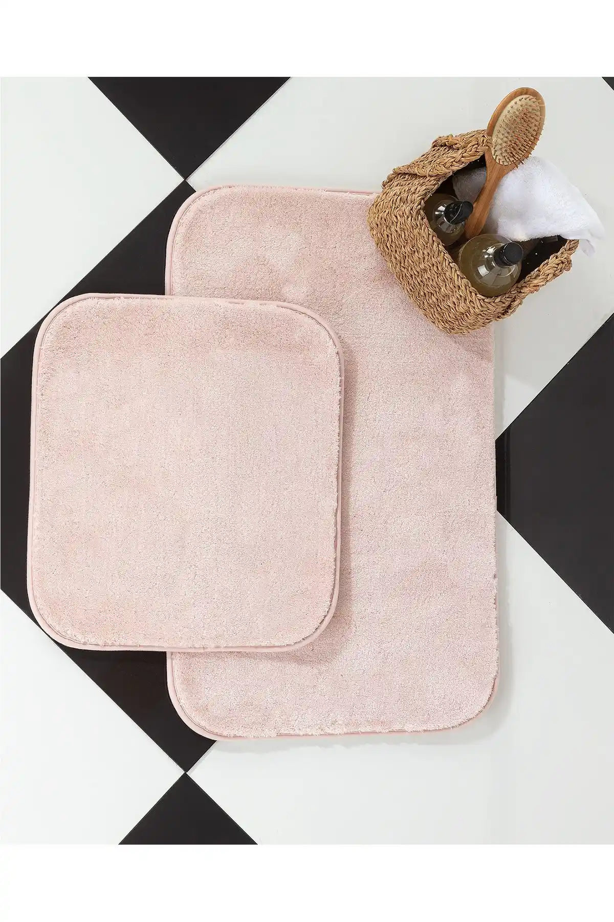 Madame Coco Carol ve Pilloveland Banyo Paspası Karşılaştırması: Özellikler ve Kullanıcı Yorumları