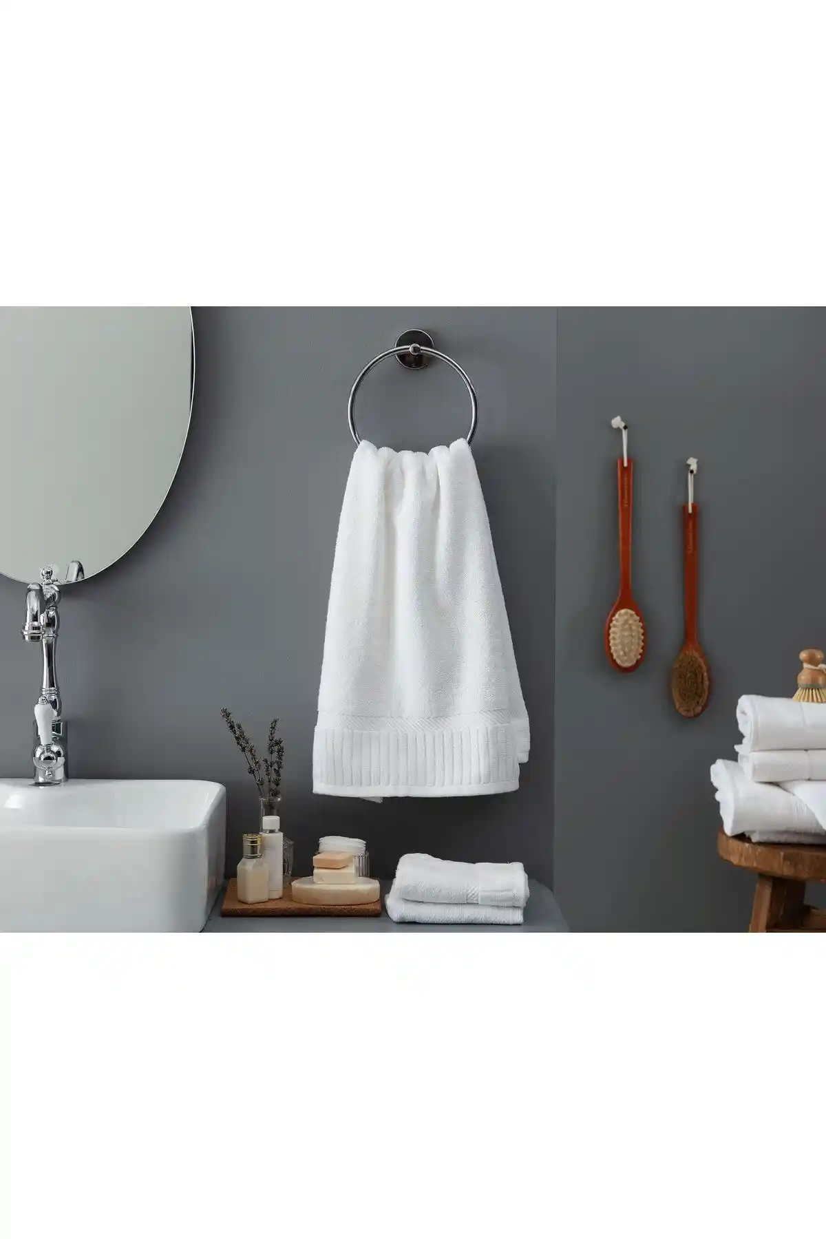 Madame Coco Piano ve Ryella Armürlü Yüz Havlusu Karşılaştırması