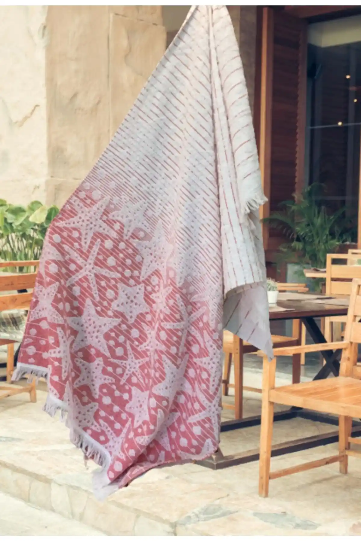 Mariva Home Kırmızı Yıl<dı>z Desen Havlu ve Mulberry Miya Peştemal Karşılaştırması