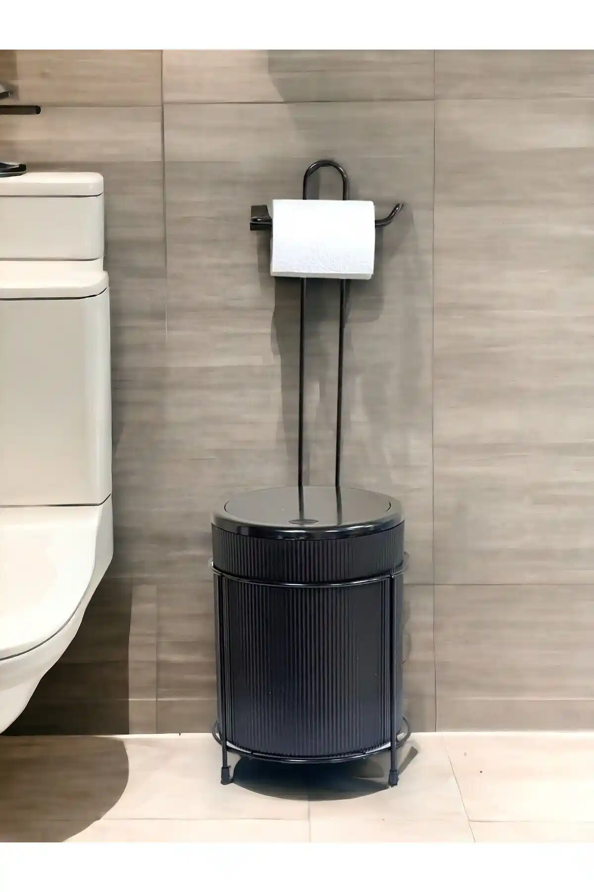 Metalshop ve ORSA HOME Banyo WC Kağıtlıkları Karşılaştırması
