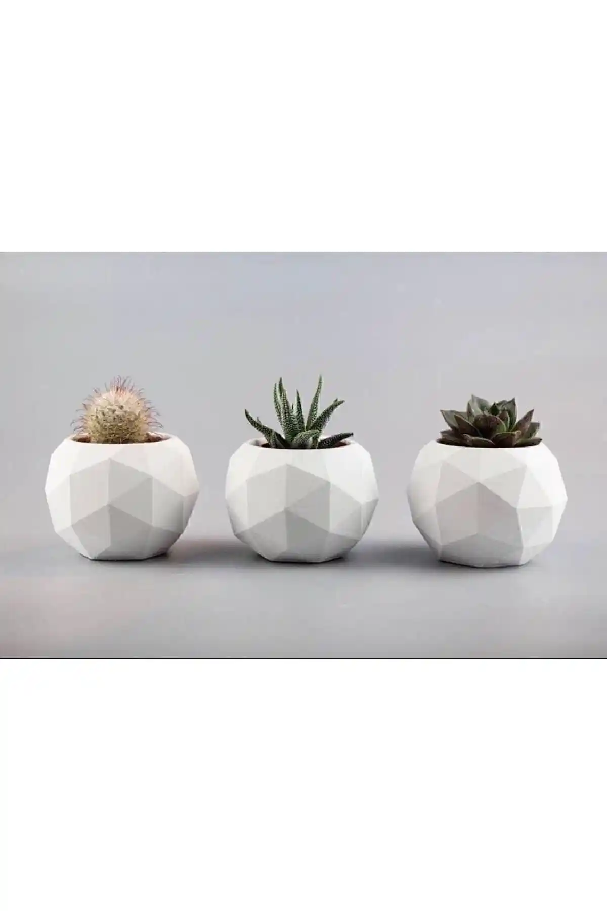 Modern El Yapımı Üçlü Yuvarlak Prizma Alçı Saksı Seti Dekorasyon İçin Uygun