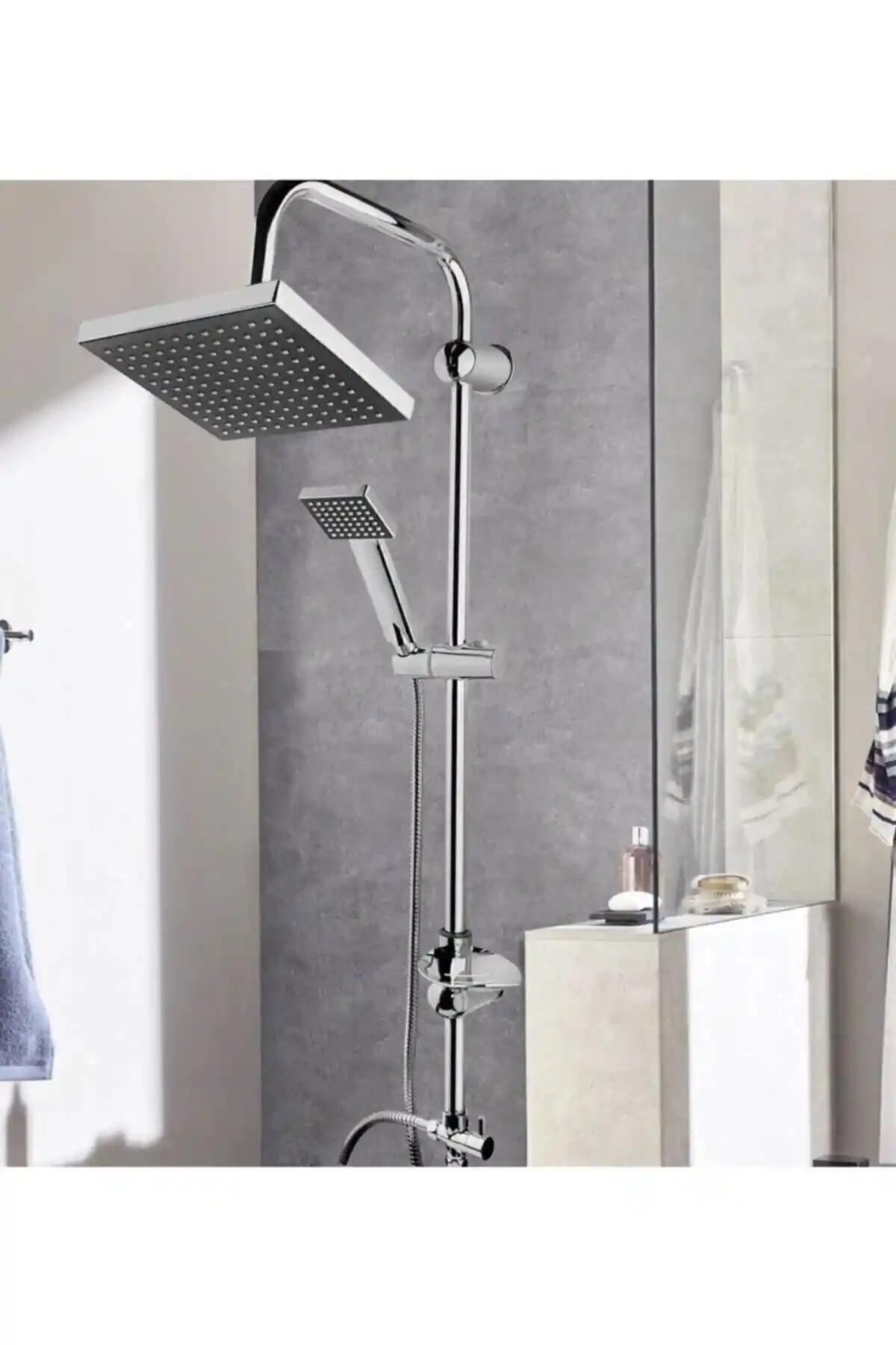 Modern ve Dayanıklı Kare Gümsü Yağmurlama Duş Seti ile Banyonuzu Yenileyin
