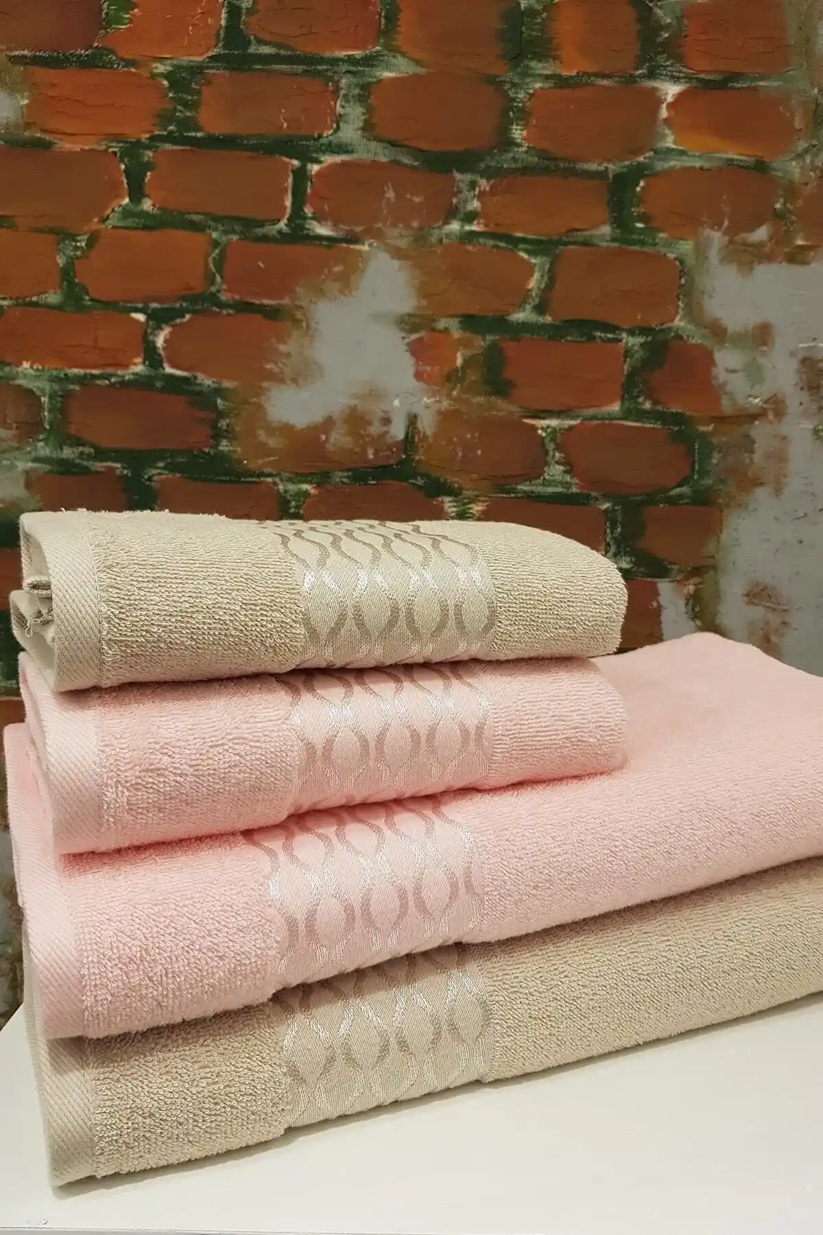 Özdilek Elissa ve Pastoral Hamam Setleri Karşılaştırması ve Seçim Rehberi