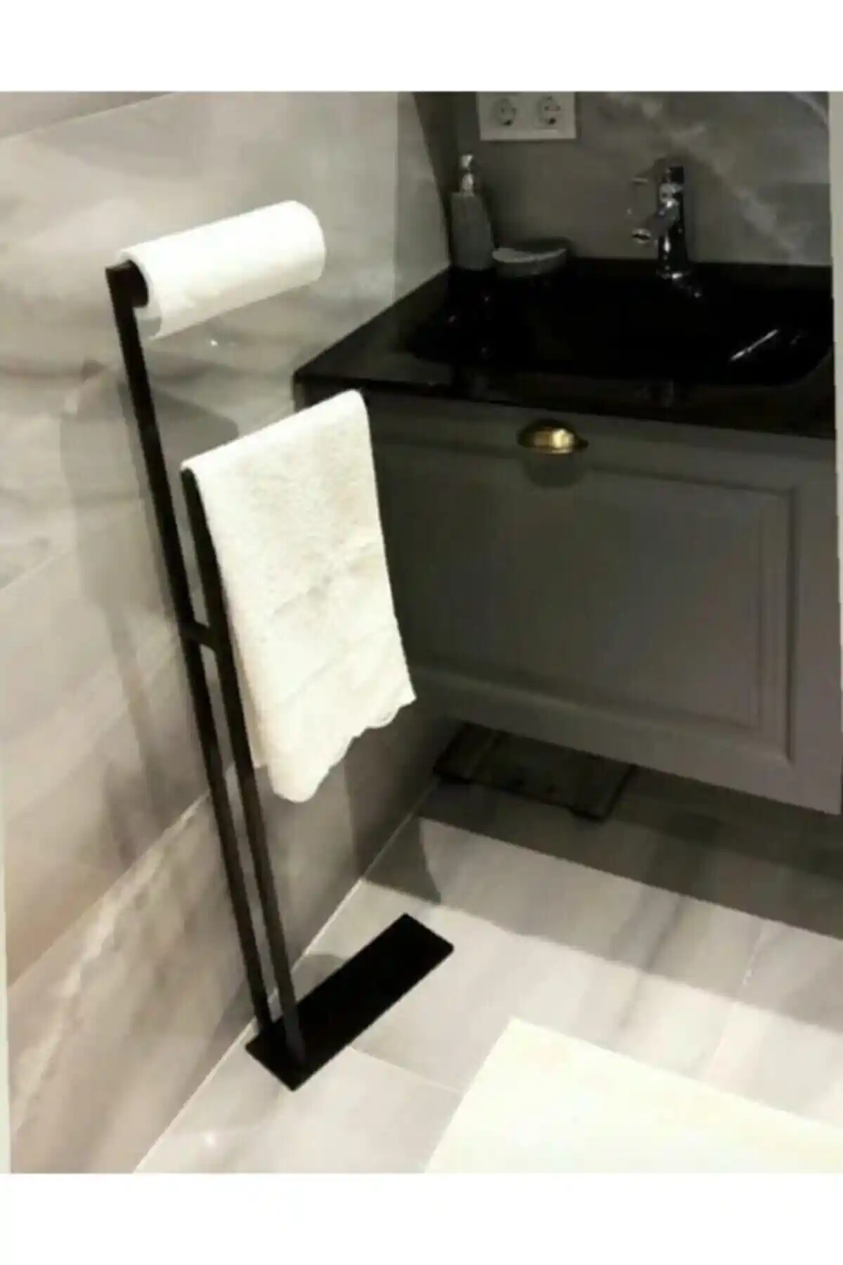 Siyah Ferforje Havluluk: Modern ve Dayanıklı Banyo Dekorasyonları İçin Uygun Ürün