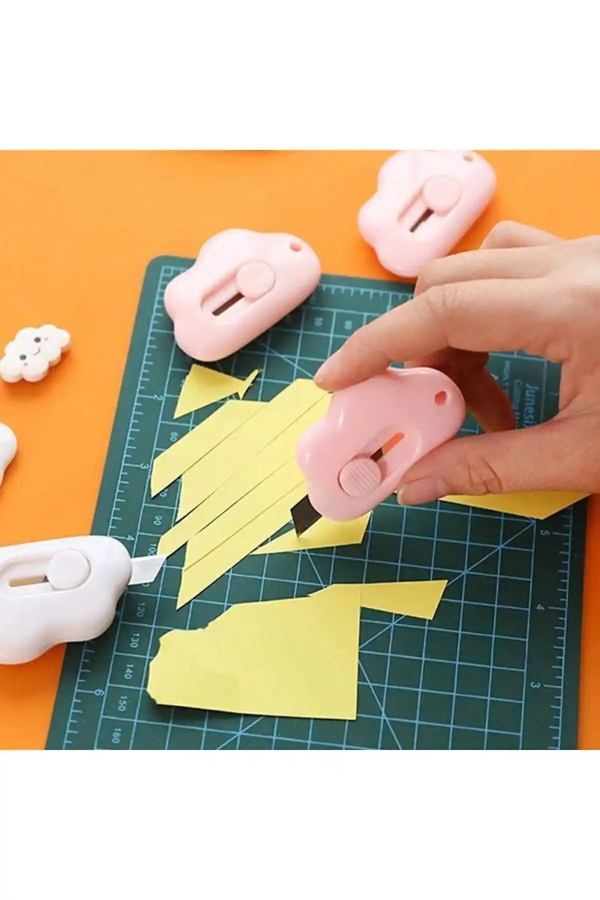 Srtfootcare Taşınabilir Sevimli Bulut Şeklinde Falçata: Güvenli ve Pratik Kesim Çözümü