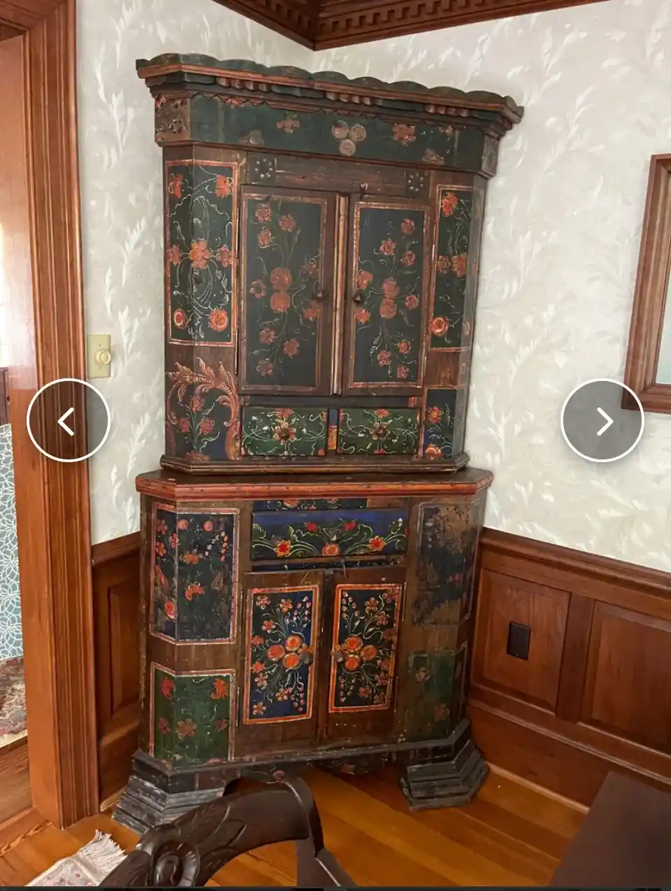 1820 Dalarna İsveç Dolapları: Antika Mobilyalarda Koruma ve Restorasyon Yöntemleri