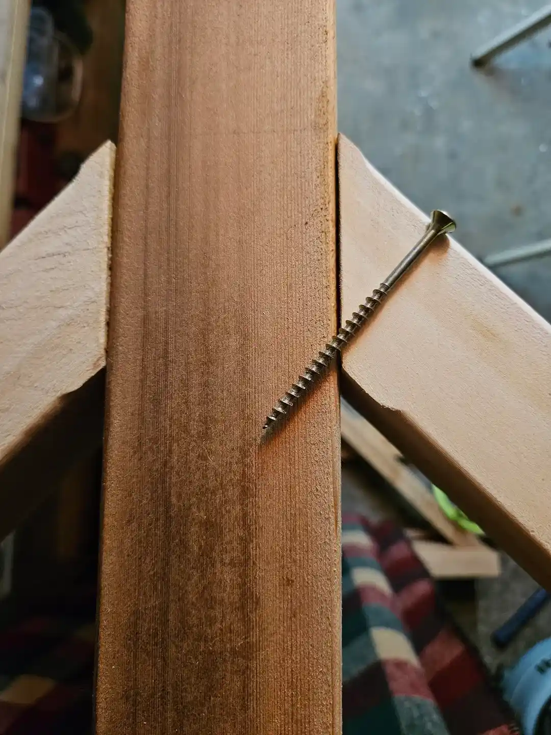 45 Derece Takviyelerde Vida Açısının Ahşap Liflerine Etkisi ve Bağlantı Dayanıklılığı