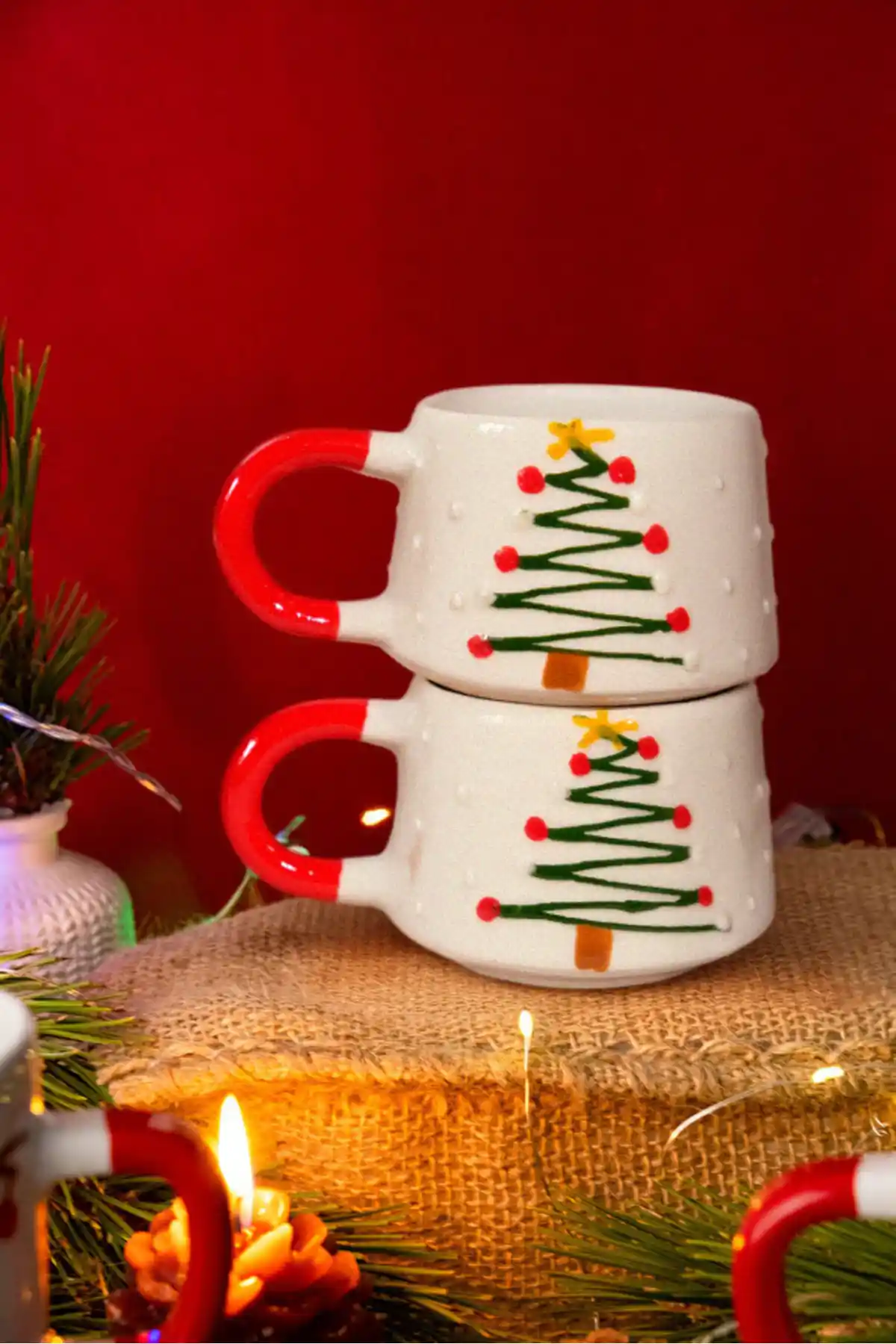 El Yapımı Yılbaşı Temalı Çiftli Seramik Kupalar Zarif ve Özel Tasarım