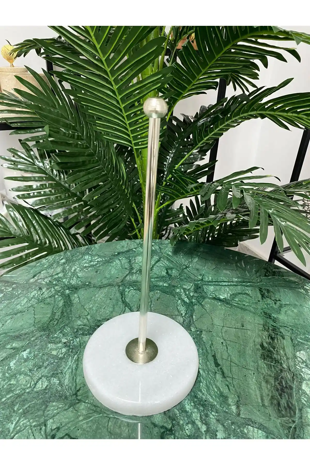 Mermer Desenli Metal Kağıt Havluluk Modern ve Dayanıklı Tasarım Özellikleri