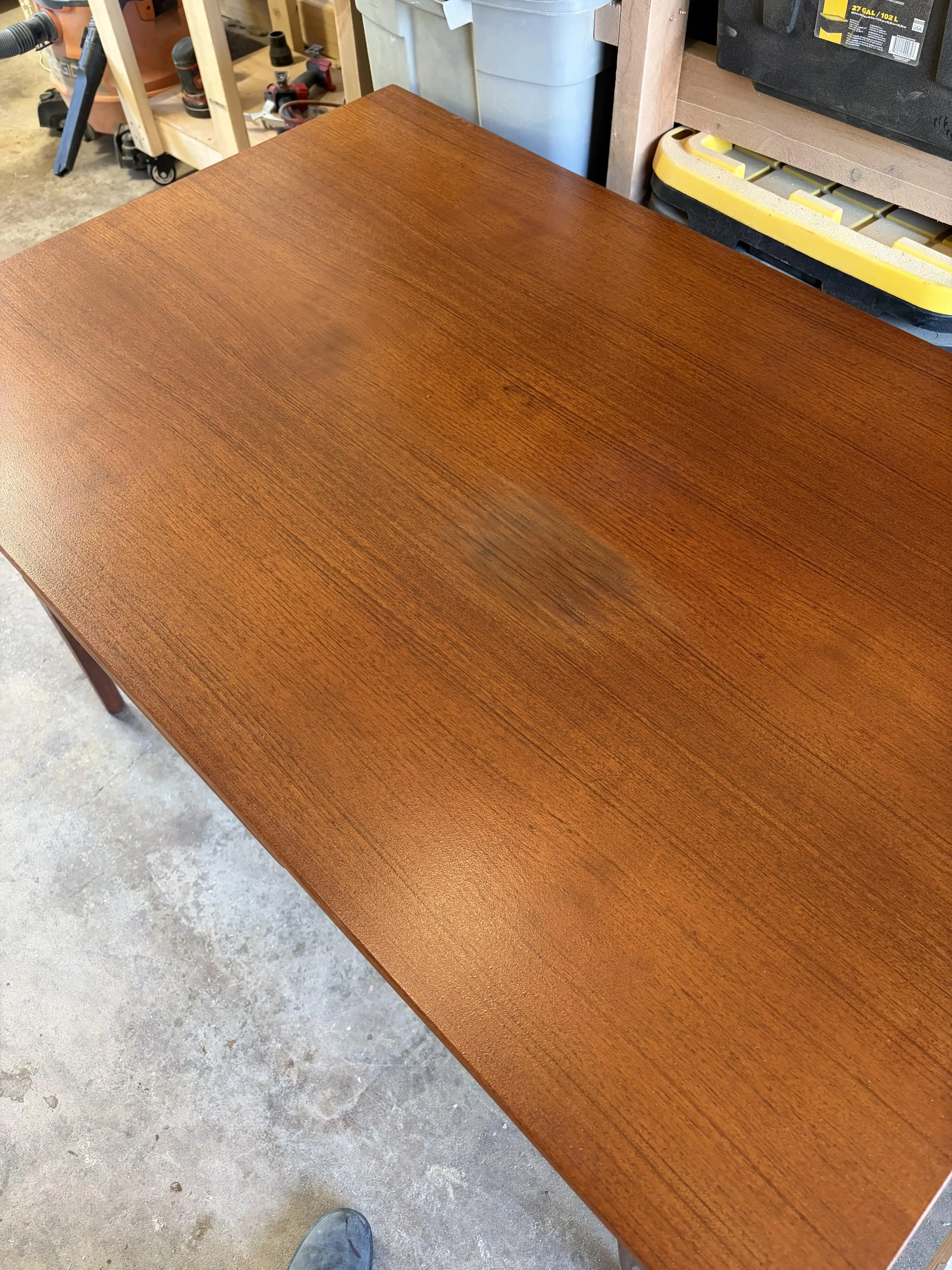 Mobilya İnce Kaplama Onarımında Renk ve Parlaklık Uyumu Zorlukları ve Çözümleri