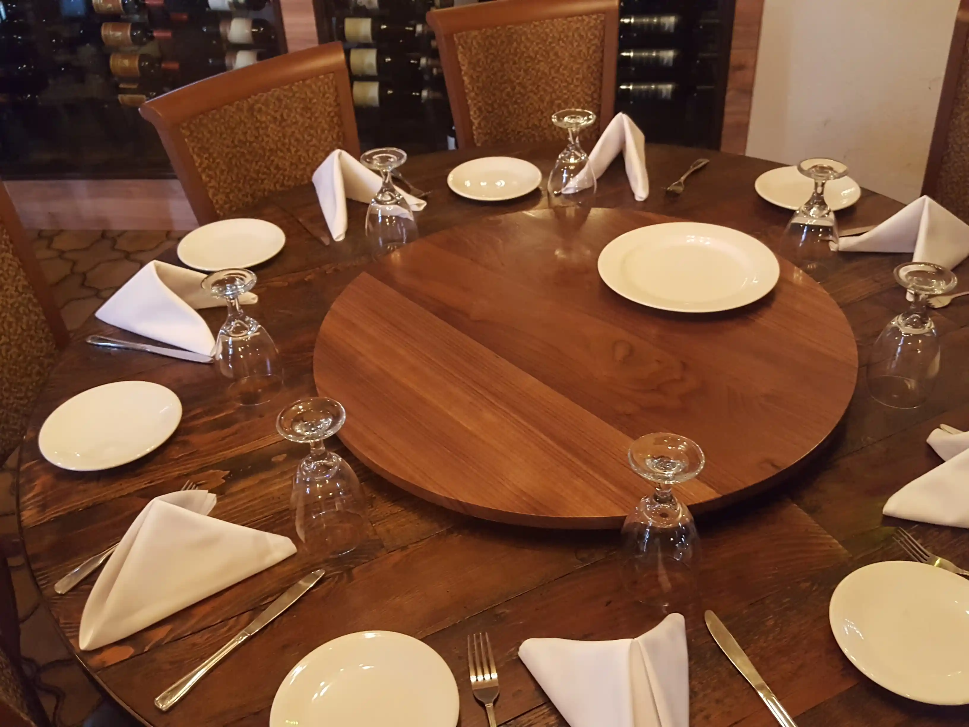 Uzun Lazy Susan Tasarımı: Raylı, Makara ve Kaydırma Sistemleri ile Pratik Çözümler