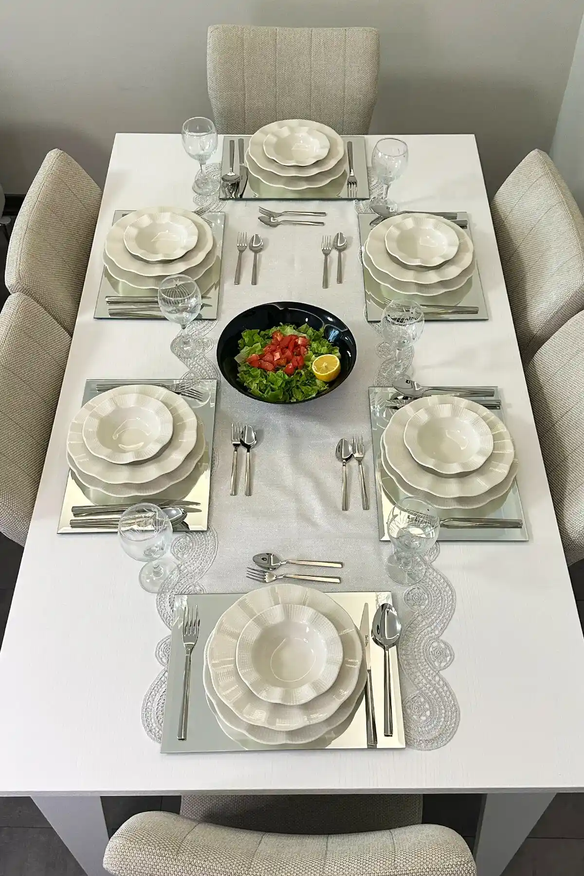 Aynalı Supla Takımları: Estetik ve Fonksiyonel Dekoratif Çözümler