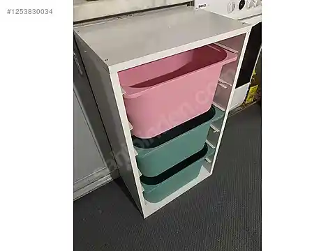 Çocuk Odaları İçin Sepetli Oyuncak Dolapları: Fonksiyonel ve Estetik Saklama Çözümleri