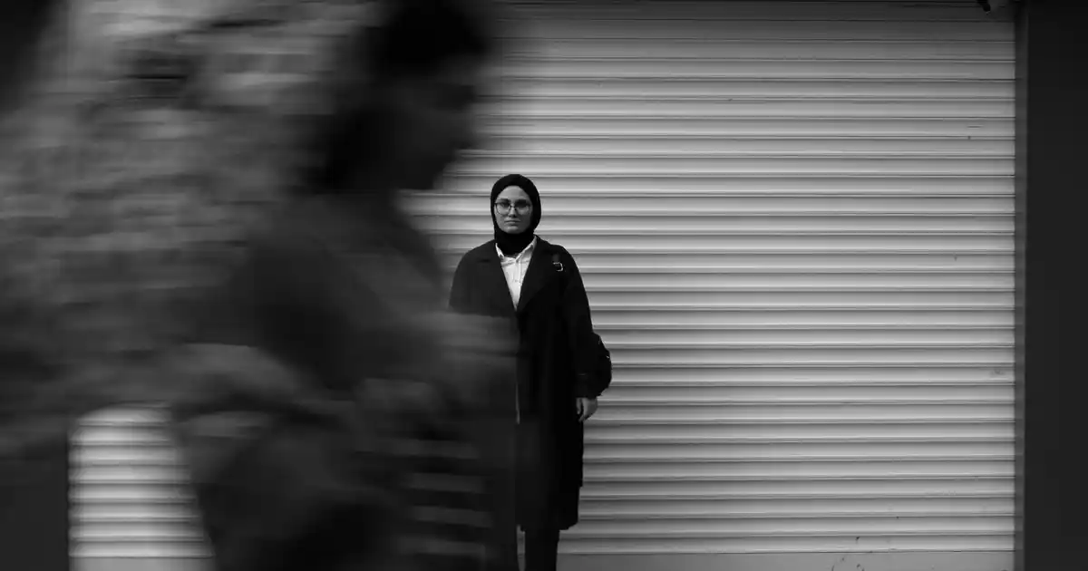 Dekoratif Banyo Rafları: Estetik ve Fonksiyonellik ile Banyonuzu Yenileyin